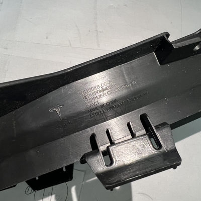8*102*14 cm πλαστικό πλέγμα για το Tesla Model 3 Μπροστά προφυλακτήρα 1085927-00-C Πάνω- υλικό