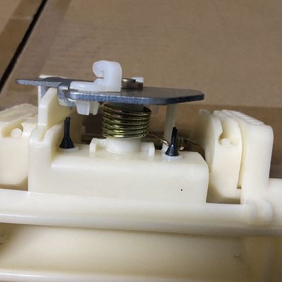 Κρατητήριο πίσω πόρτας για Maxus T60 C00100162