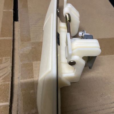 Κρατητήριο πίσω πόρτας για Maxus T60 C00100162