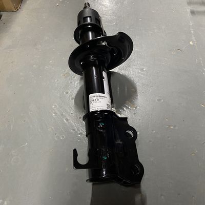 Εφοδιασμός αυτοκινήτων MG ZS Προς τα εμπρός δεξιά απορροφητήρα κρούσης αυτοκόλλησης OE 10242085 για SAIC