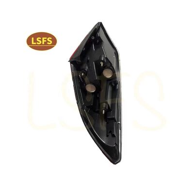 MG5 Αμαξοστοιχία δεξιάς πίσω λυχνίας OE 30030330 SAIC